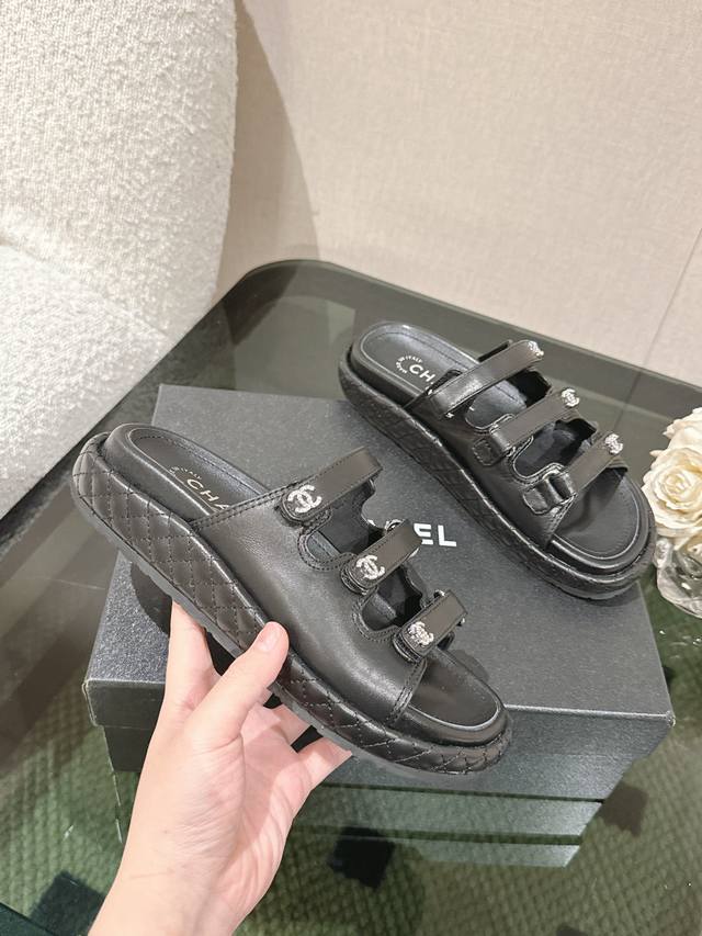 25C Spring/Summer Classic! Beach Shoes Are All The Rage Online! The Latest Style