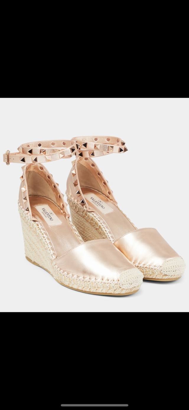 Valentino Garavani Mirror-Finish Calf Leather Strap Wedge Sandals With Metal-Eff