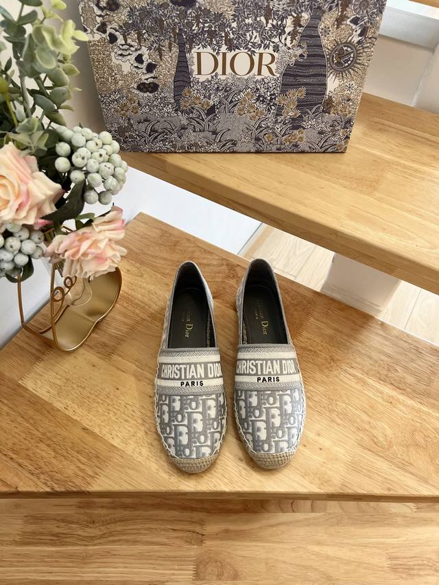 Top-Tier High-Quality Replica, 1:1 Reproduction Of The Original Dior 2025 Spring