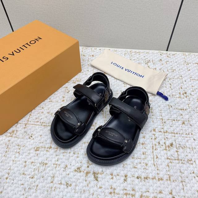 Factory-Made High-End Version Louis Vuitton Maya Flatform Sandals. This Maya Fla