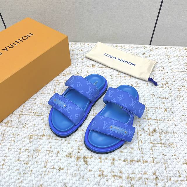 Factory-Direct High-End Version Lv Louis Vuitton Spring/Summer New Couple's Edit
