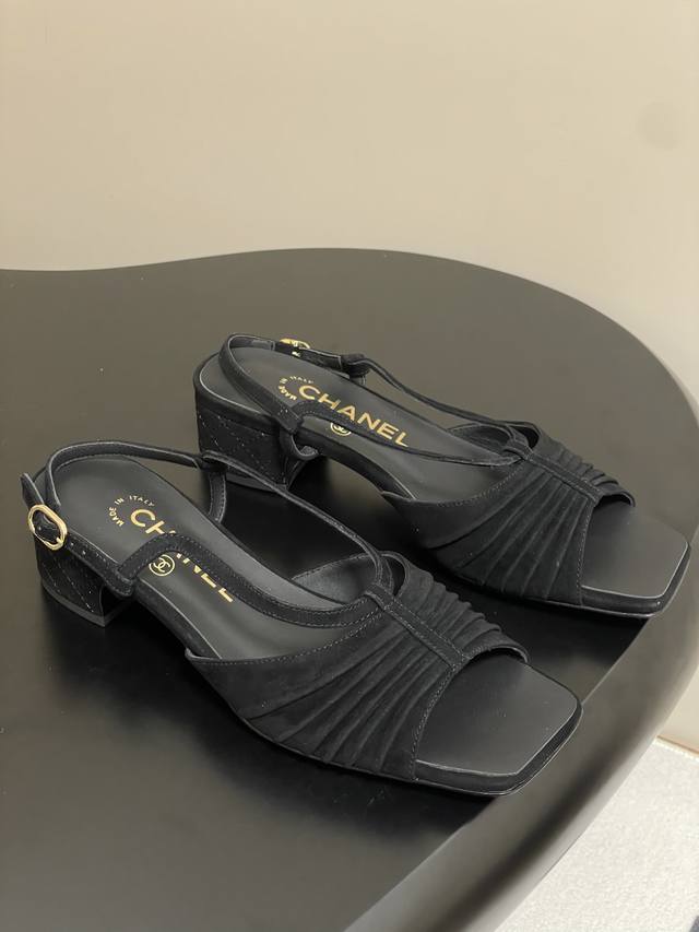 25P Spring New Arrival Chanel Little Black Wrinkled Bow Thick Heel Sandals With