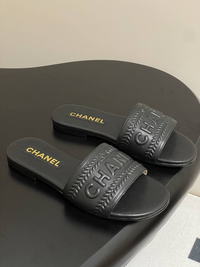 25C Summer New Arrival Chanel Mini Chanel Letter Embroidered Flat Thong Sandals