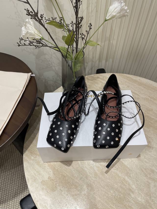 Amina Muaddi Amina 25 Spring/Summer New Arrival French-Style Rhinestone-Embellis