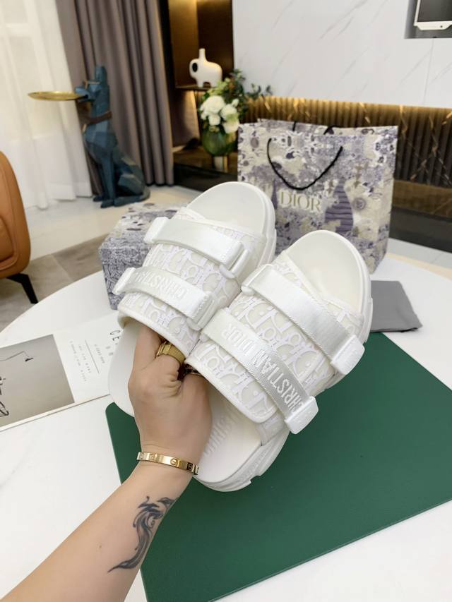 Factory Price P Dior High-End Version Slippers, New Classic Style, Premium Quali