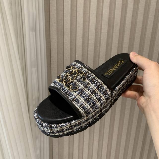 Miu Miu 25 2025 Spring/Summer New Arrival, Classic Storefront Design, Miu Miu Do