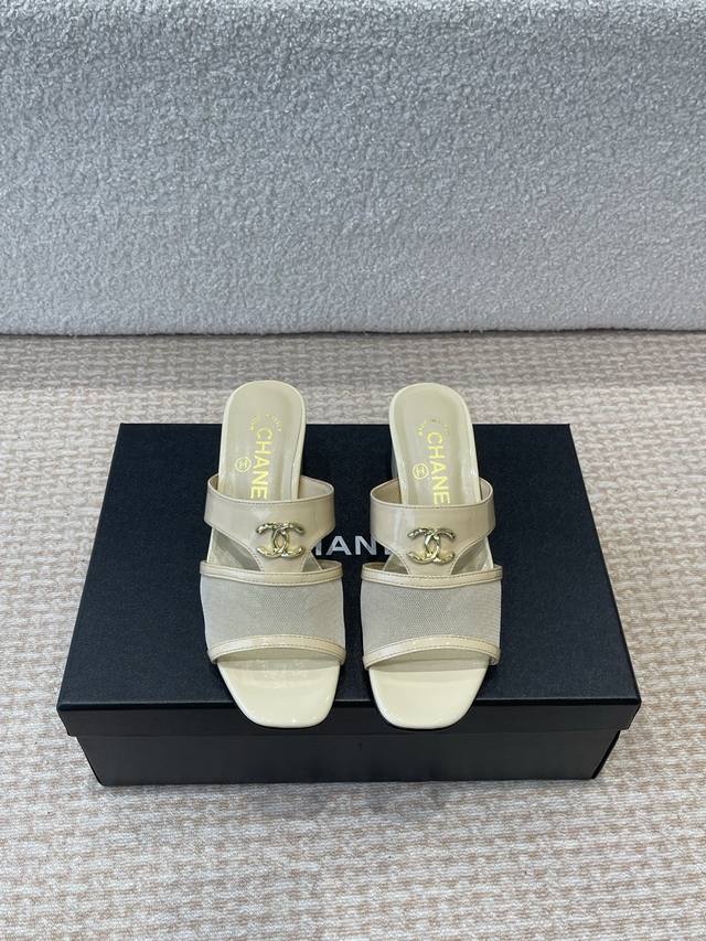 Chanel 25C Early Spring New Collection Slippers, As Always, High-Quality Version