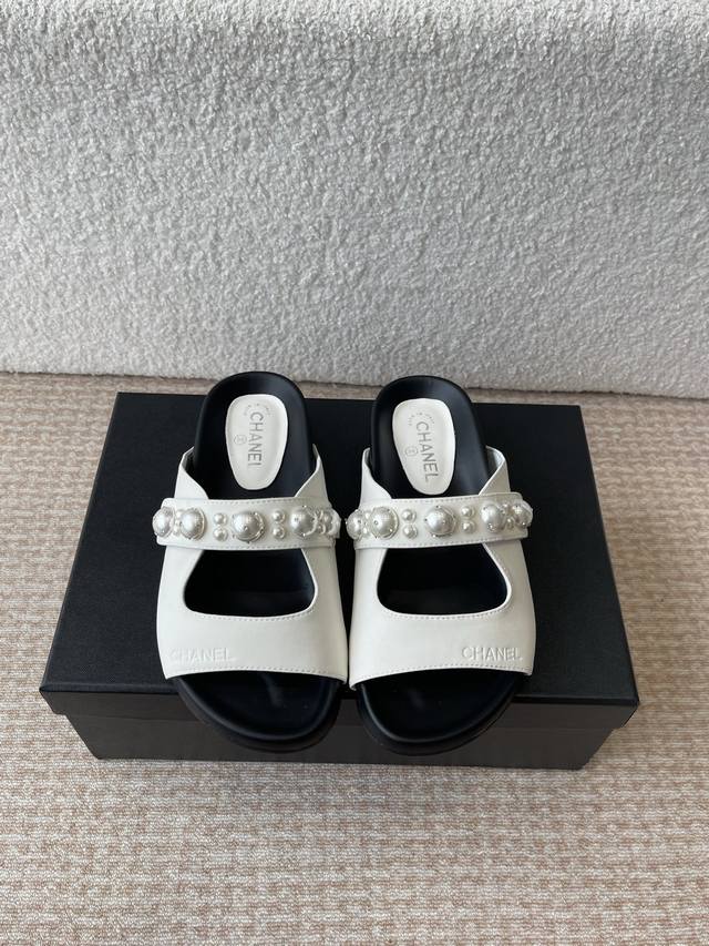 Chanel 25Ss Spring/Summer New Arrival Pearl Slides A Brand-New Design From Chane