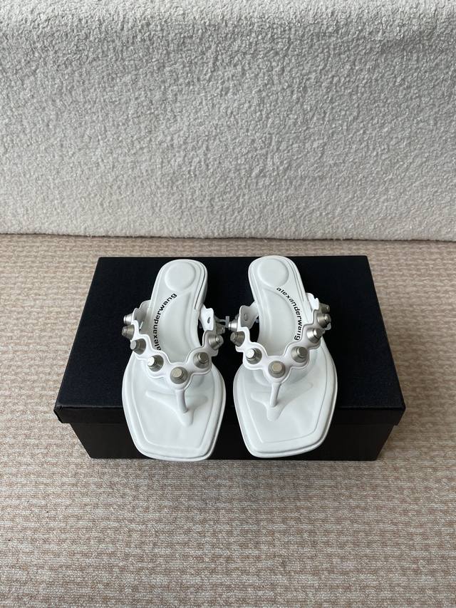 Alexander Wang 25Ss Spring Hot New Arrival Studded Thong Sandals, Sexy Steel Bea