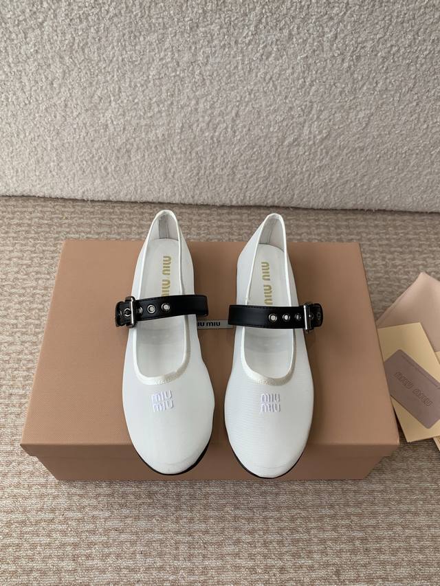 Miu Miu 25 Summer New Arrival Mary Jane Ballet Dance Shoes Flat Simple Single Sh