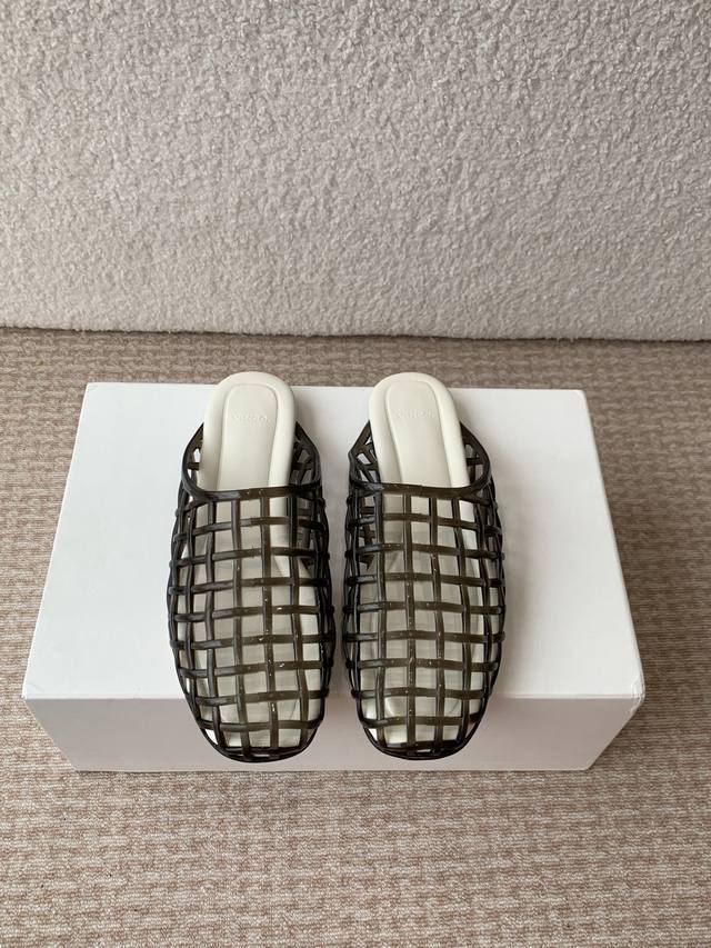 Vince Runway Edition Crystal Jelly Sandals Exclusive Debut Original Mold 1:1 Man