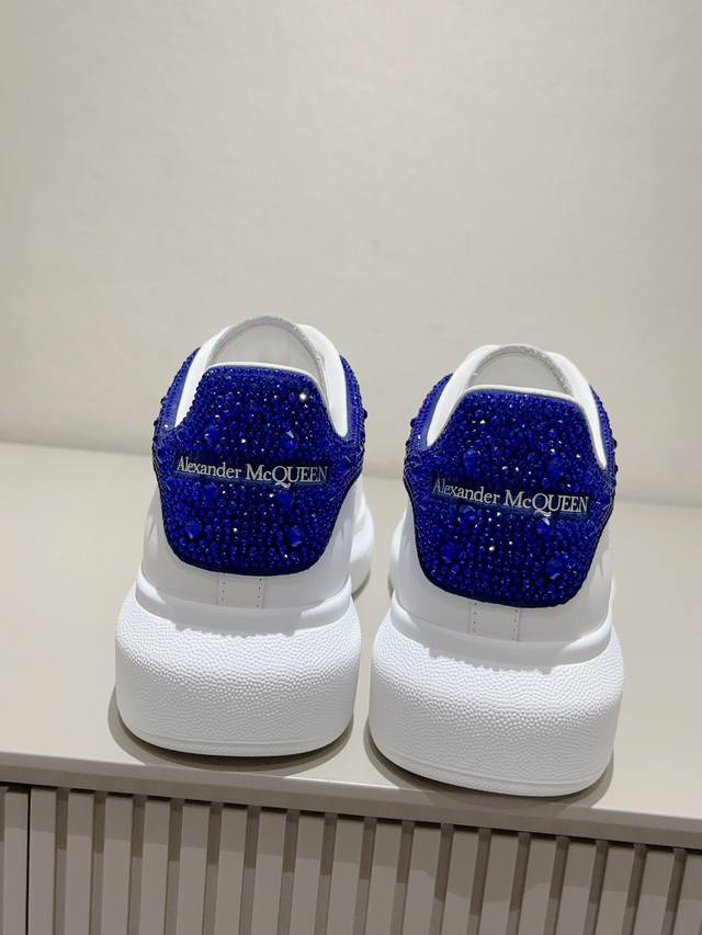 New Diamond Tail Sheepskin Lining Women's And Men's Sizes 34-40 New Diamond Tail