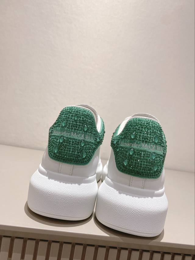 New Color - Emerald Green New Diamond Tail Sheepskin Lining Women's And Men's Si