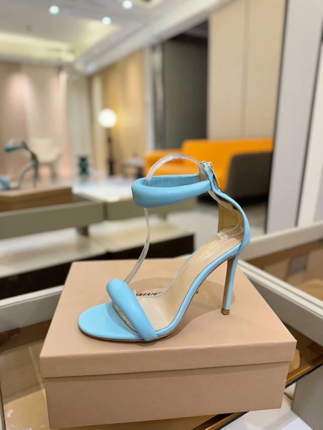 Price P: Gianvito Rossi. This Stylish High-Heeled Sandal Embodies Traditional It