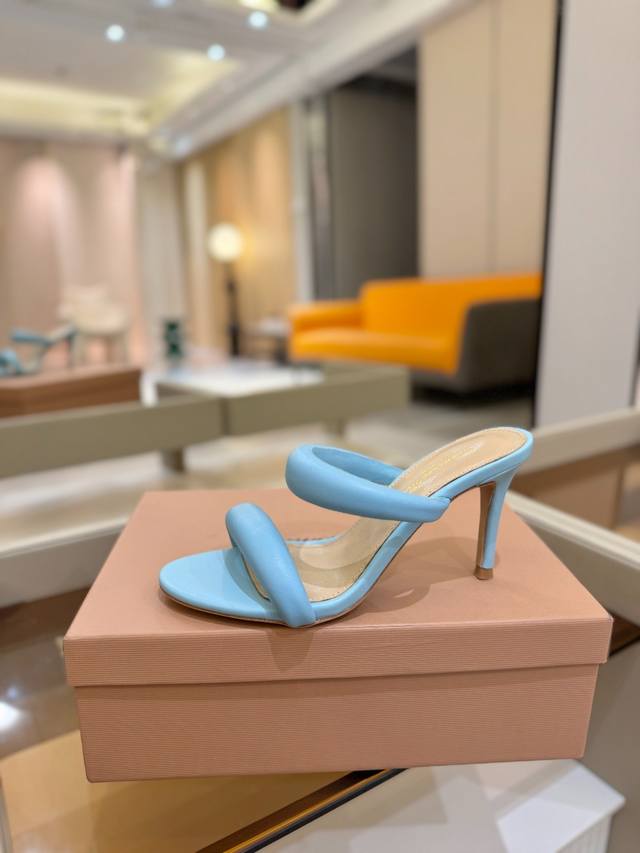 Price P: Gianvito Rossi Eiko Stiletto, Effortlessly Stylish. This Fashionable Hi