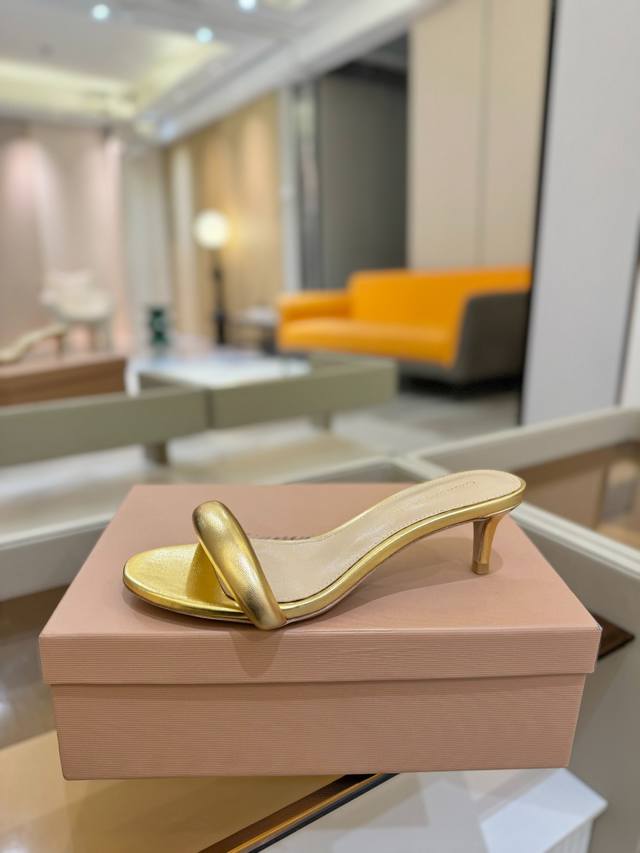 Price P: Gianvito Rossi Effortlessly Moves. This Stylish High-Heeled Sandal Embo