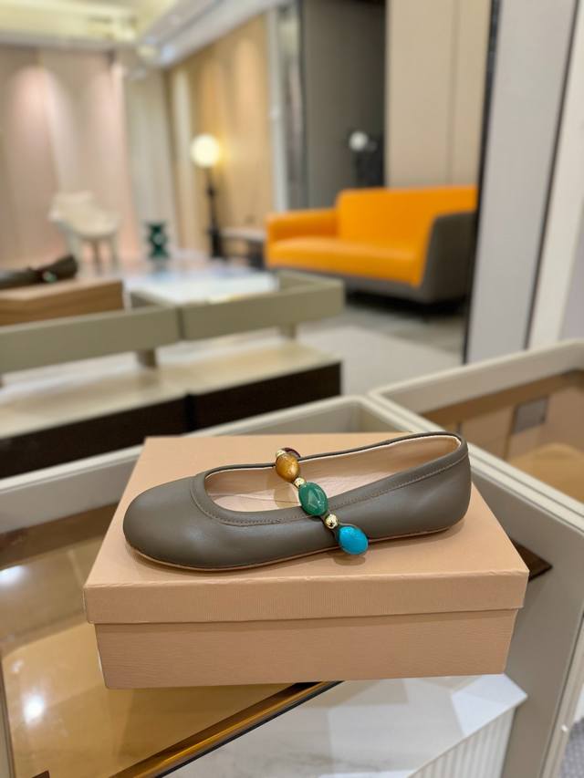 Price Gianvito Rossi 2025 Spring/Summer Collection Rossi Gr Ballet Flat Mary Jan