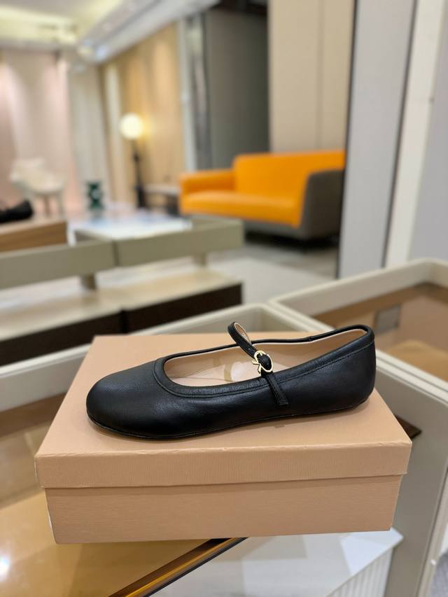Price P Gianvito Rossi 2025 Spring/Summer Collection Rossi Gr Ballet Flats Mary