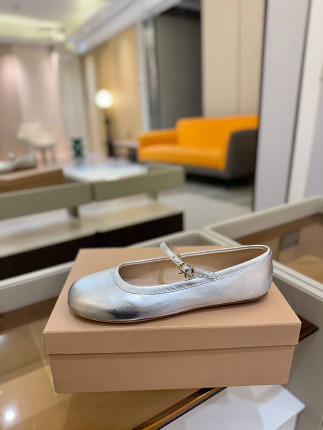 Price P Gianvito Rossi 2025 Spring/Summer Collection Rossi Gr Ballet Flats Mary