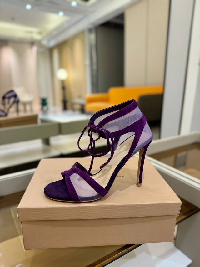 Price P: Gianvito Rossi 2025 This High-Heeled Shoe, Inspired By Minimalist Desig