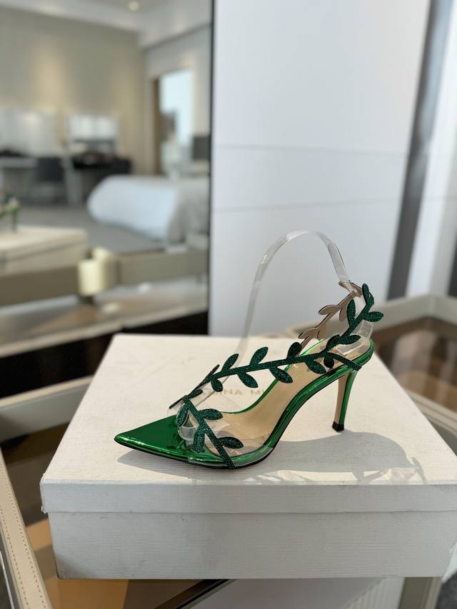 Price: Gianvito Rossi 2025 New Arrival Slippers Top Version, Authentic Quality!