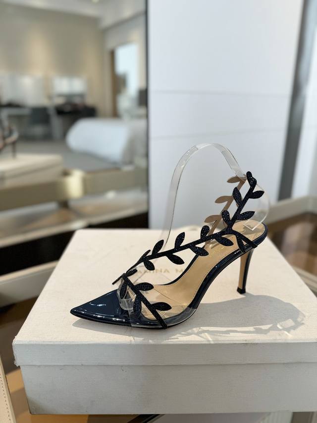 Price: Gianvito Rossi 2025 New Arrival Slippers Top Version, Authentic Quality!