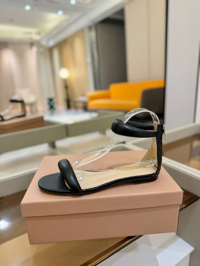 Price P: Gianvito Rossi. This Stylish High-Heeled Sandal Embodies Traditional It