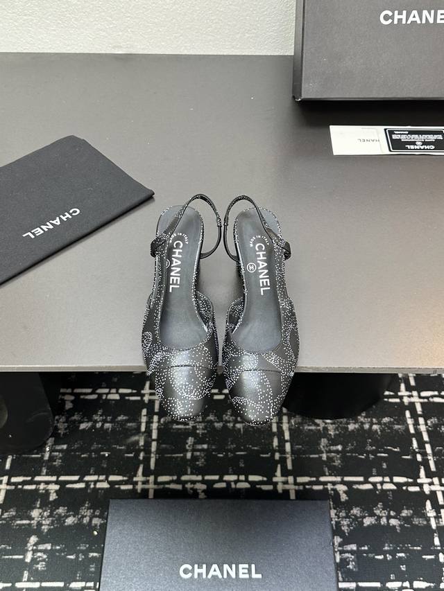 Chanel Authentic Grade Cha's Most Valuable Classic Style Chunky Heel Square Toe