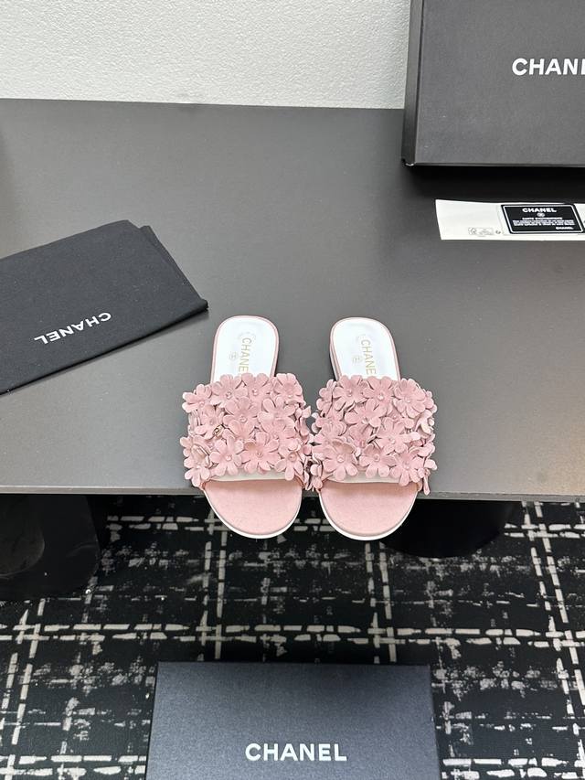 2025 A Versatile Series Worn By Numerous Celebrities And Influencers, Trending O