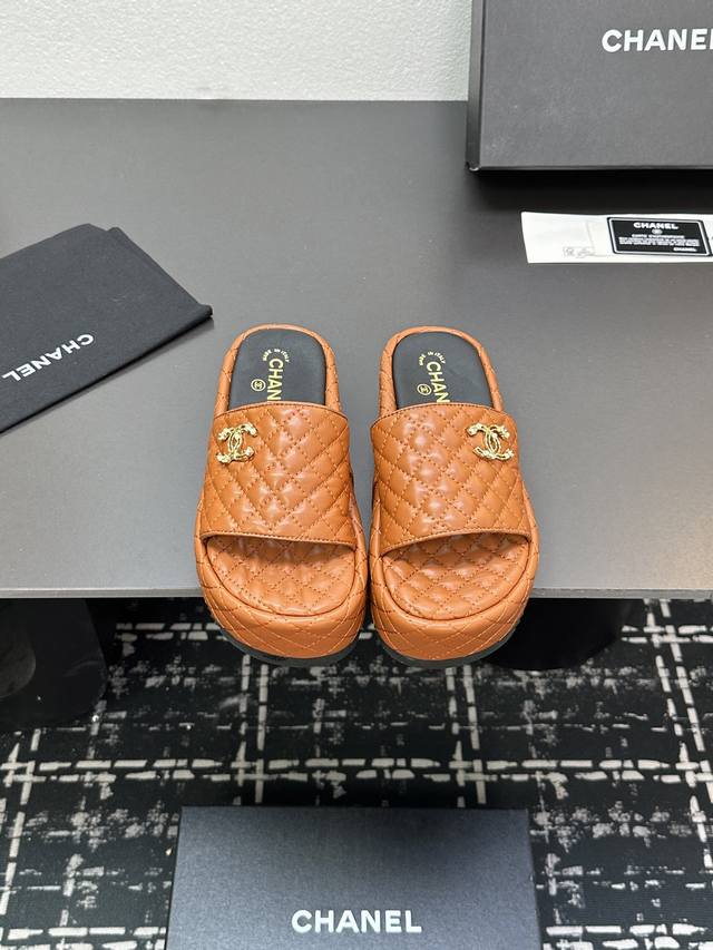 2025 A Versatile Series Worn By Numerous Celebrities And Influencers, Trending O