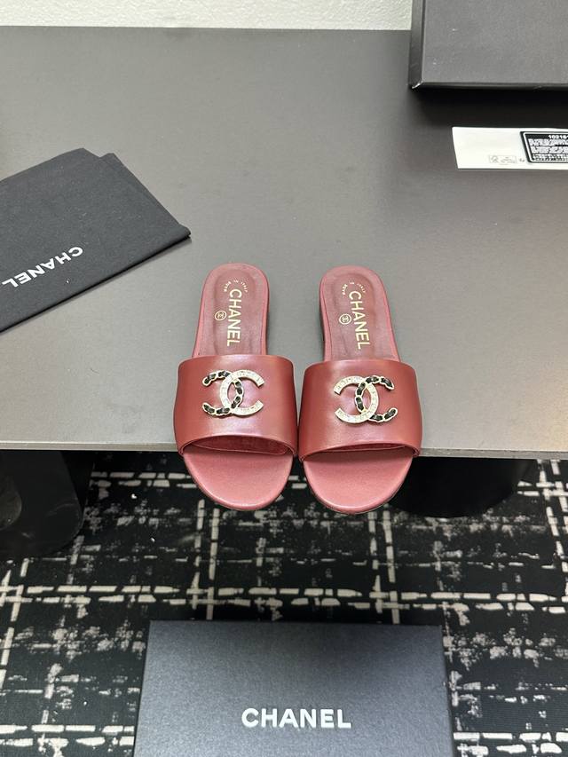 Chanel 25 A Spring/Summer Small Single Shoes Boutique Quality One Of The Must-Ha