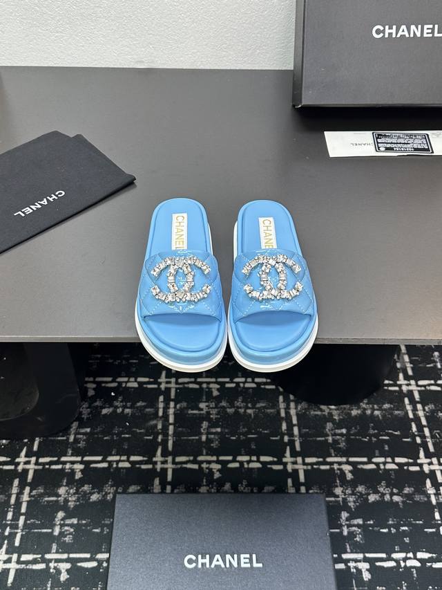 2025Ss Chanel Candy-Colored Flat-Heeled Thick-Soled Buckle Sandals. Vibrant Colo