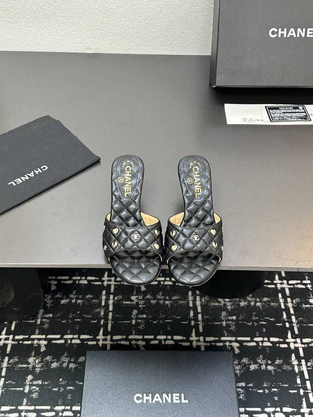 2025 A Versatile Series Worn By Numerous Celebrities And Influencers, Trending O