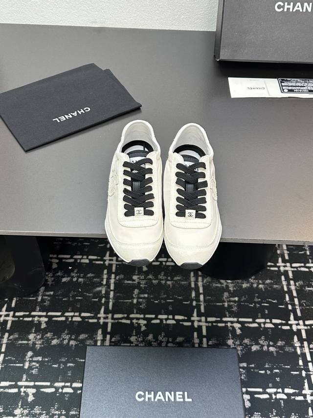 Chanel Thick-Soled Panda Board Shoes Sports Shoes Chanel 2025 Ss Popular Panda S