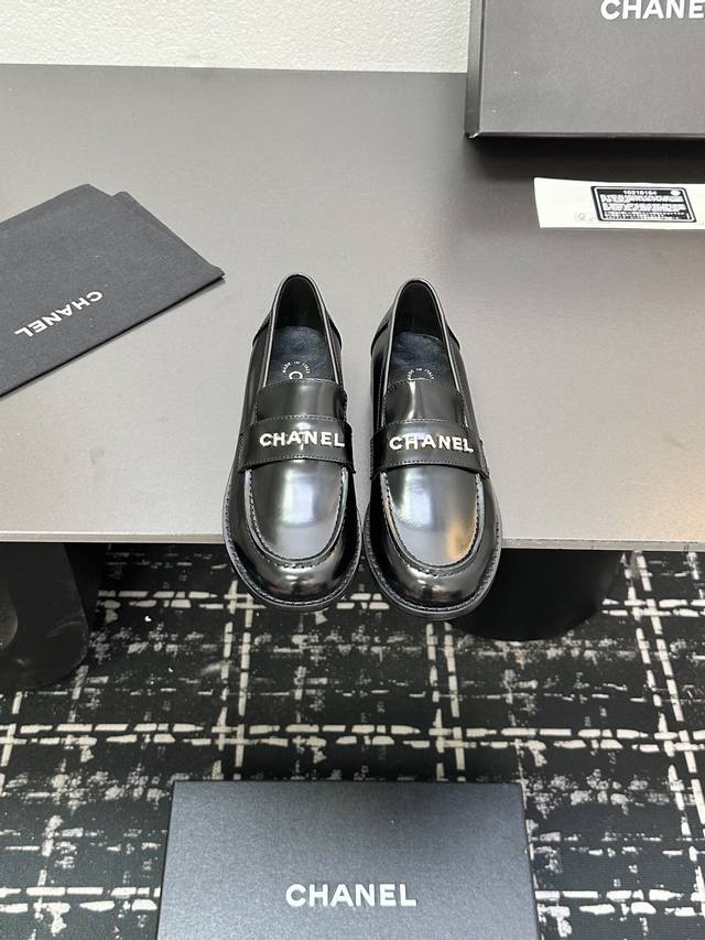 P Half-Slip-On Shoes 2025 Spring New Arrival Chanel Small Diamond Buckle Letter