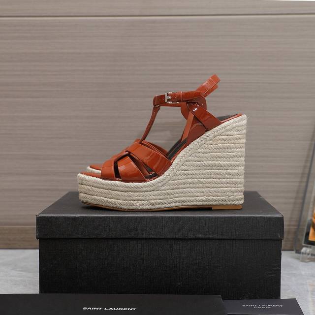 New Arrivals: Ysl Saint Laurent New Styles, 1:1 Replica Of The Official Website.