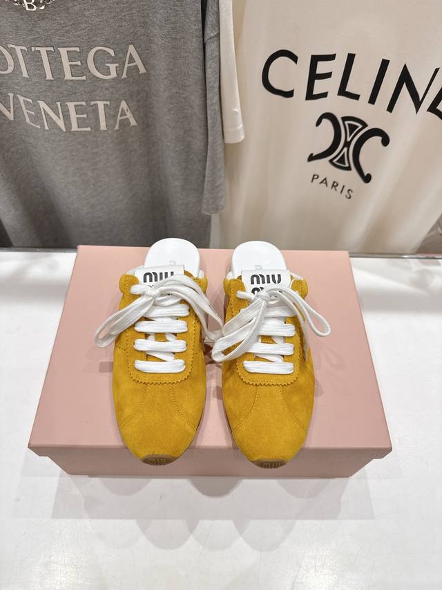 Top-Tier Factory-Direct Leather-Upper Miu Miu 2025Ss Early Spring New Arrival Li