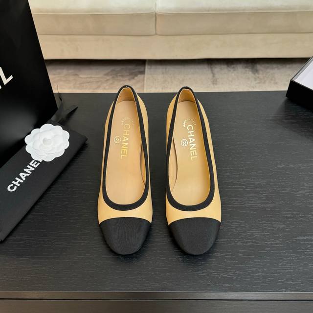 Chane* | Chanel 25Ss Spring/Summer New Arrival Sexy Pearl Heeled Pumps. A Classi