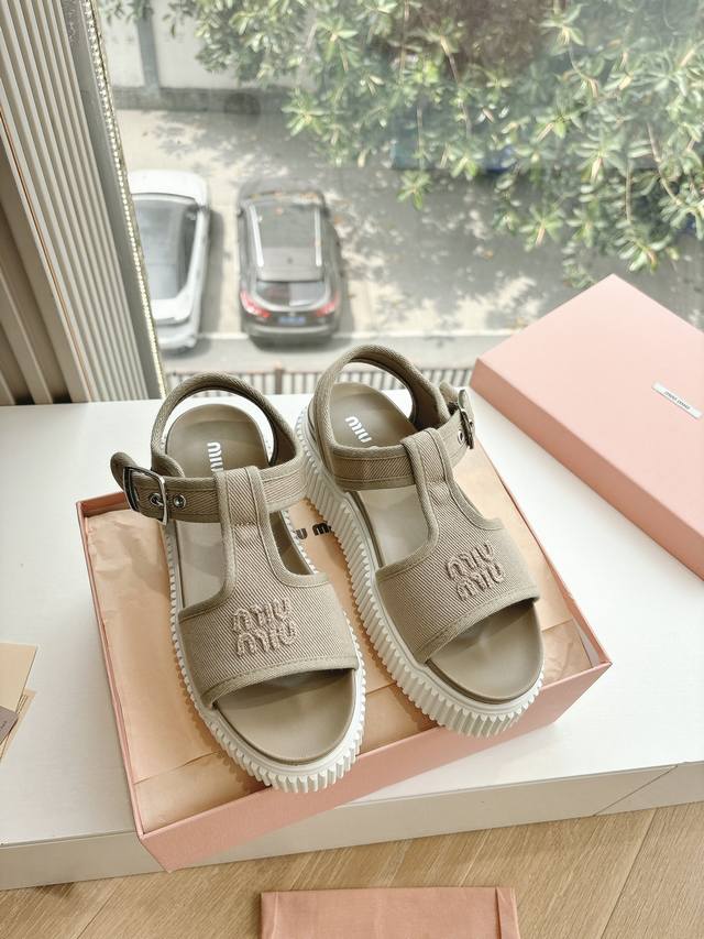 Factory-Made Top-Tier Version Miu Miu 25S New Arrival Platform Sole Sandals Miu