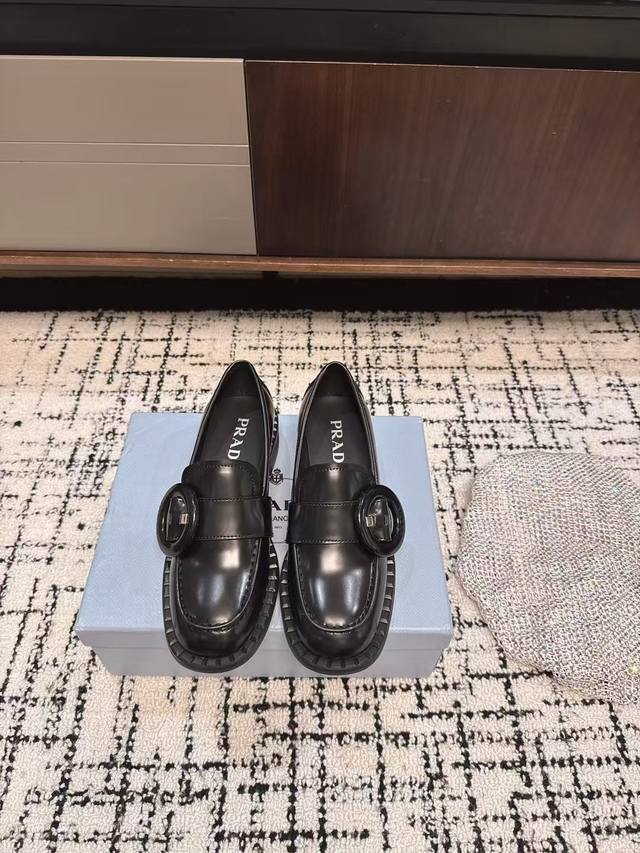 Dongguan Proxy Purchase Grade, Newly Upgraded Version Of Prada Platform Shoes, T