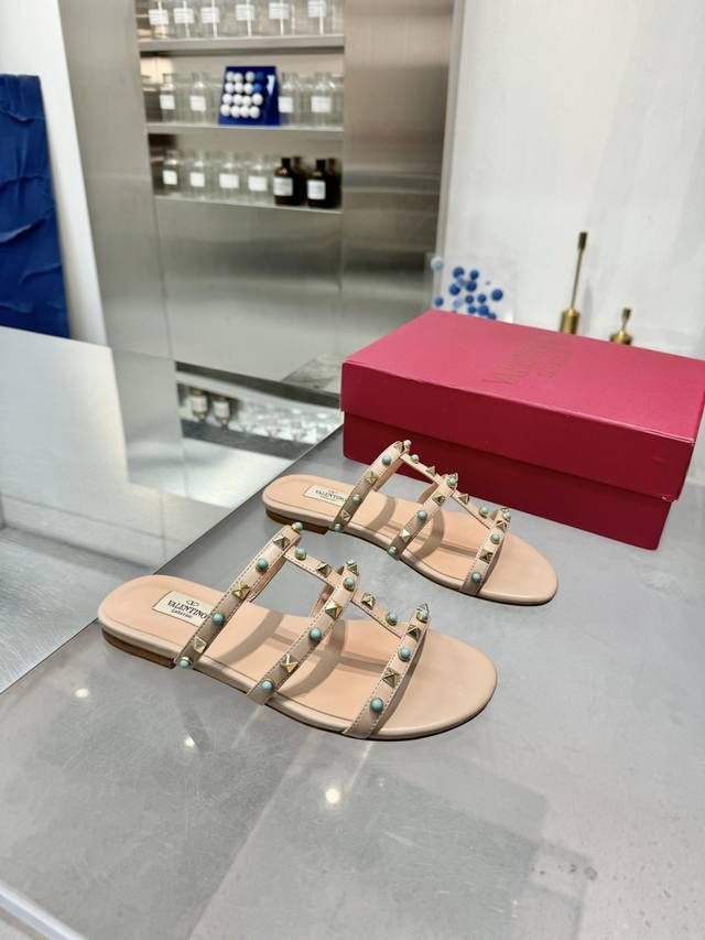 Factory P Leather Sole, Rubber Sole, Valentino New Arrival, Classic Small Stud H
