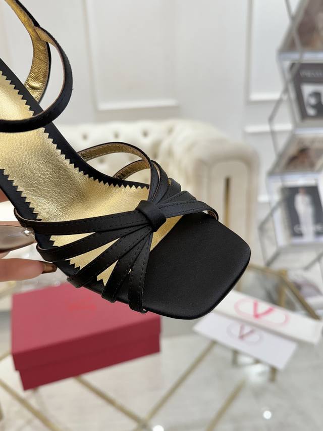 Factory P Warren 25Ss New Arrival Sandals With Rhinestones Series, High-Heel San