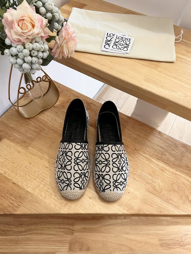 Loewe Loewe Premium Quality Autumn/Winter New Fisherman Shoes, Comfortable, Ligh
