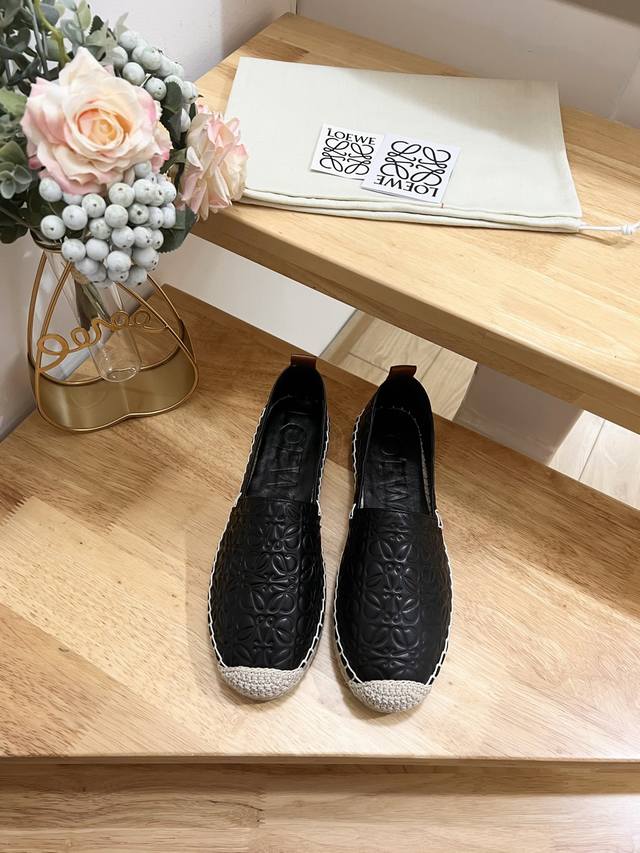 Loewe Loewe Premium-Grade 2025 Autumn/Winter New Arrival Fisherman Shoes, Comfor