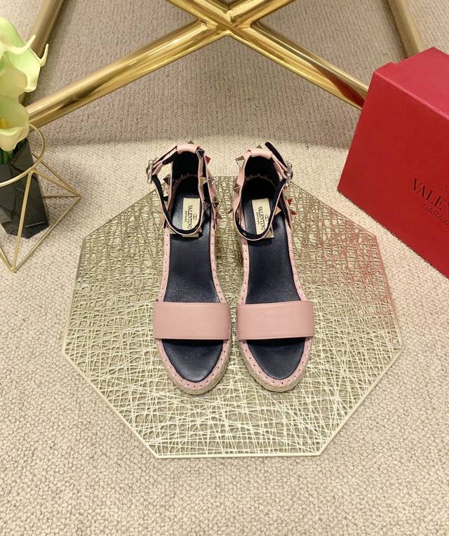 Valentino Garavani -35-41