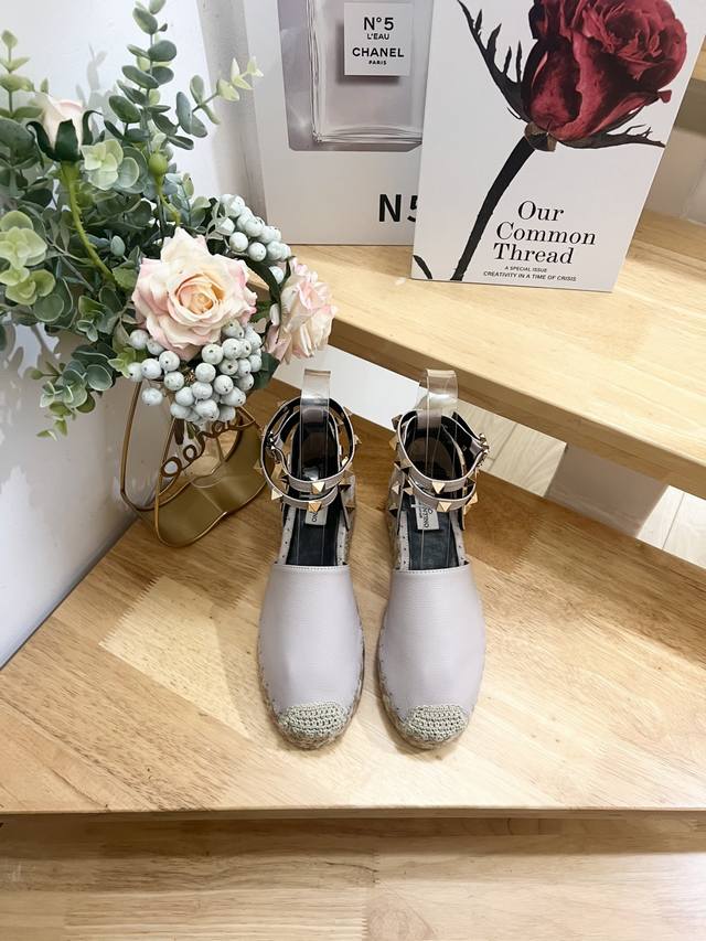 New Arrival Valentino Garavani -36-41