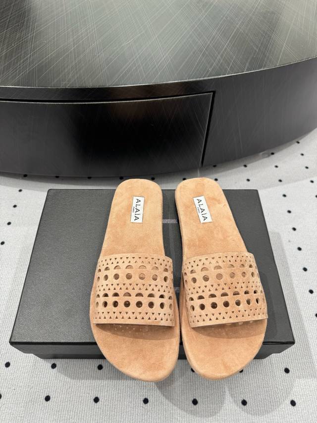 New Arrival Material: Sheep Suede Lining: Sheepskin Sole: Cowhide Elegant Style,