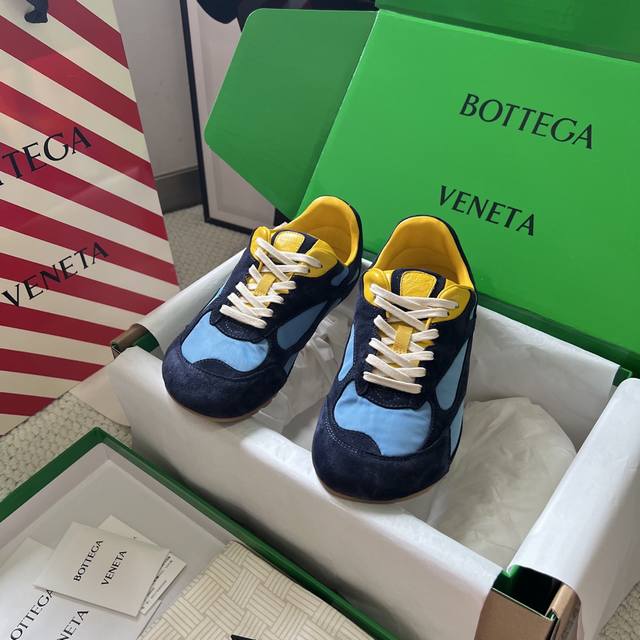 Bottega Venet* Bottega Veneta Orbit Retro Casual Sneakers Low-Key Luxury, Minima