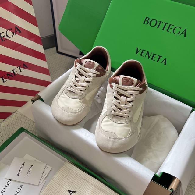 Bottega Venet* Bottega Veneta Bv Orbit Retro Casual Sneakers Subtle Luxury, Mini