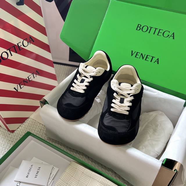 Bottega Venet* Bottega Veneta Bv Orbit Retro Casual Sneakers Subtle Luxury, Mini
